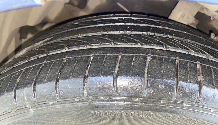 2020 Maruti Ciaz ALPHA  AT 1.5 SHVS PETROL, Petrol, Automatic, 14,845 km, Left Front Tyre Tread