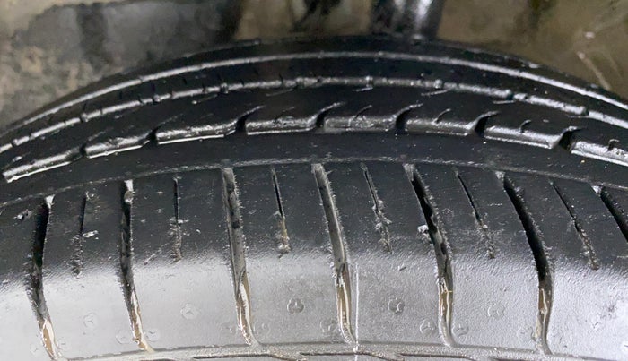 2020 MG HECTOR SHARP DCT PETROL, Petrol, Automatic, 34,505 km, Left Front Tyre Tread