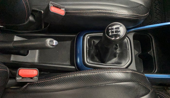 2019 Maruti IGNIS ZETA 1.2, Petrol, Manual, 53,716 km, Gear Lever