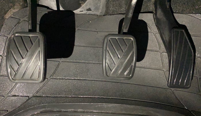 2019 Maruti IGNIS ZETA 1.2, Petrol, Manual, 53,716 km, Pedals