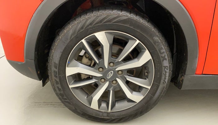 2019 Mahindra XUV300 W8 (O) 1.2 PETROL, Petrol, Manual, 58,737 km, Left Front Wheel