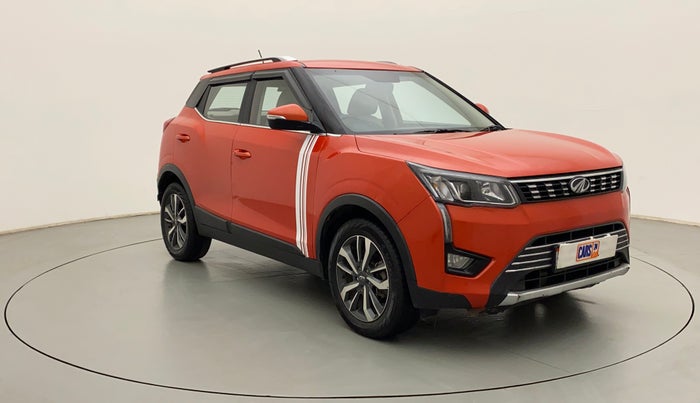 2019 Mahindra XUV300 W8 (O) 1.2 PETROL, Petrol, Manual, 58,737 km, Right Front Diagonal