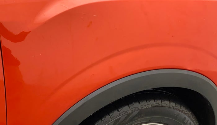 2019 Mahindra XUV300 W8 (O) 1.2 PETROL, Petrol, Manual, 58,737 km, Right fender - Slightly dented