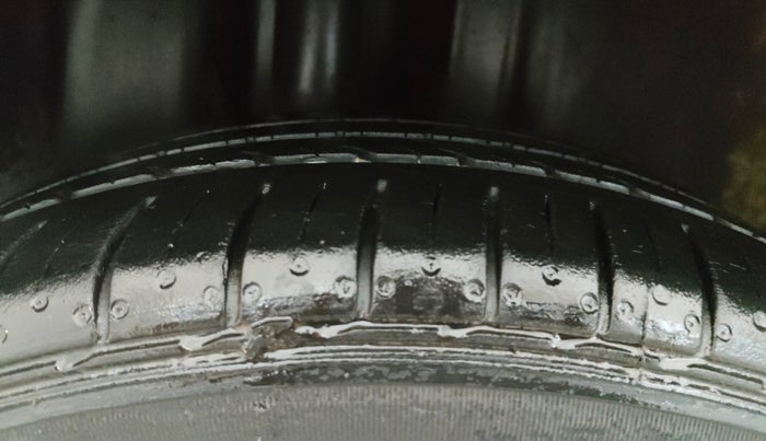 2022 Volkswagen Polo HIGHLINE PLUS 1.0L TSI, Petrol, Manual, 32,219 km, Right Rear Tyre Tread