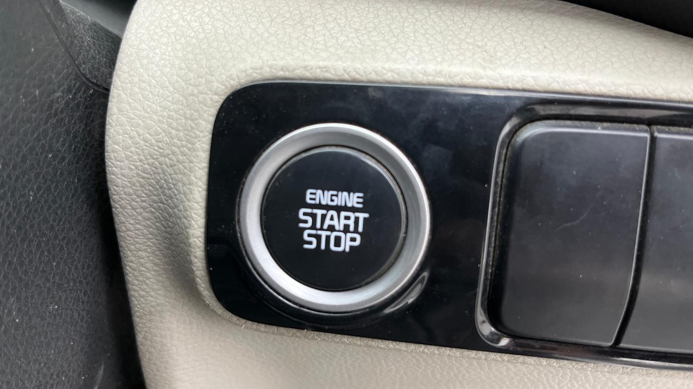 2021 KIA SONET HTX 1.5, Diesel, Manual, 70,806 km, Keyless Start/ Stop Button