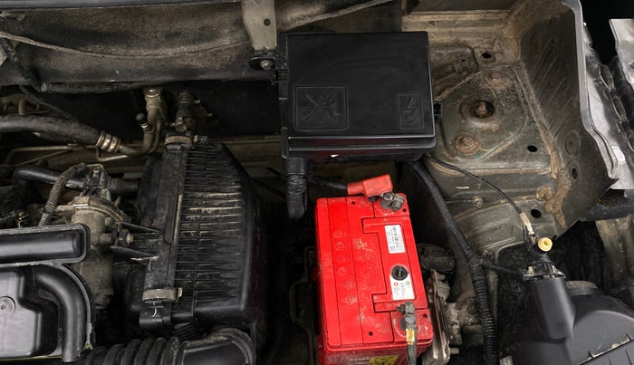 2017 Renault Kwid RXT 1.0, Petrol, Manual, 65,079 km, Engine View - Left