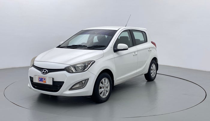 2013 Hyundai i20 SPORTZ 1.4 CRDI, Diesel, Manual, 1,38,345 km, Left Front Diagonal