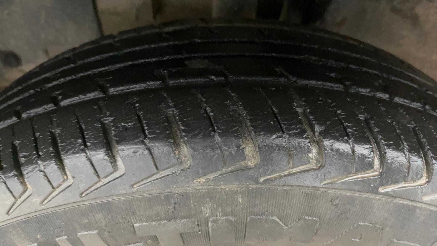 2016 Renault Kwid RXT 0.8, Petrol, Manual, 80,344 km, Left Front Tyre Tread