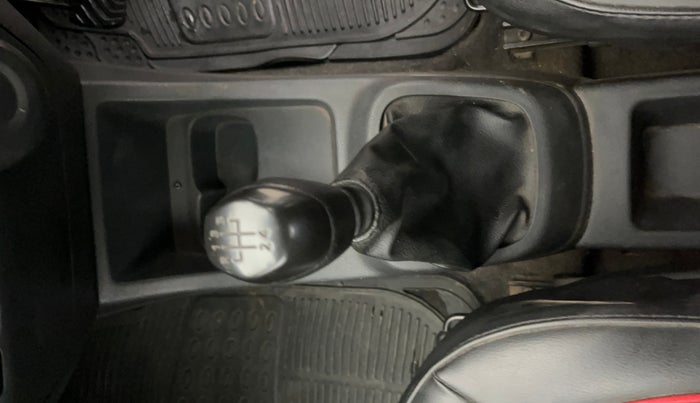 2016 Renault Kwid RXT 0.8, Petrol, Manual, 80,098 km, Gear Lever