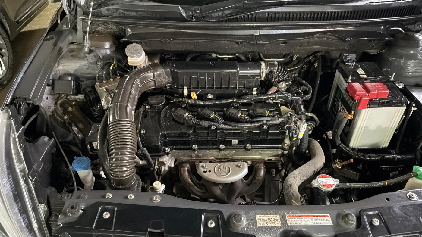 2024 Maruti Ciaz ALPHA  AT 1.5 SHVS PETROL, Petrol, Automatic, 42,080 km, Engine View - Right
