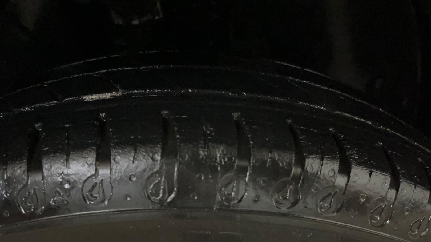 2020 Renault Kwid RXT 1.0 (O), Petrol, Manual, 48,021 km, Right Front Tyre Tread