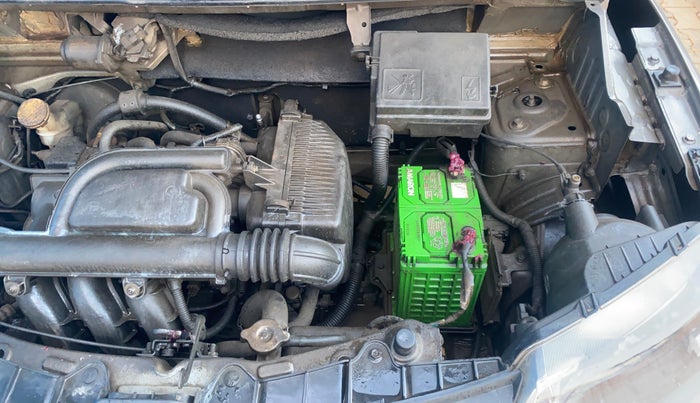 2016 Renault Kwid RXT 0.8, Petrol, Manual, 51,135 km, Engine View - Left