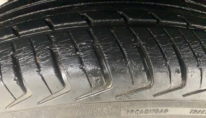 2016 Renault Kwid RXT 0.8, Petrol, Manual, 51,135 km, Left Front Tyre Tread