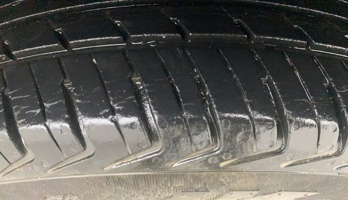 2016 Renault Kwid RXT 0.8, Petrol, Manual, 51,135 km, Left Rear Tyre Tread