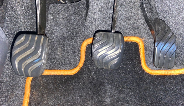 2016 Renault Kwid RXT 0.8, Petrol, Manual, 51,135 km, Pedals