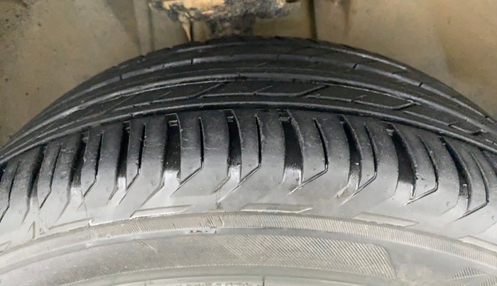 2019 Jeep Compass 1.4 LIMITED PLUS AT, Petrol, Automatic, 21,935 km, Right Front Tyre Tread