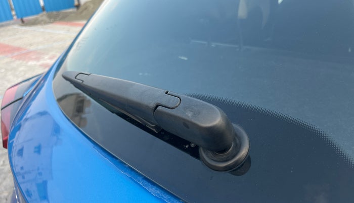 2021 Renault Kiger RXT MT, Petrol, Manual, 39,890 km, Rear Wiper