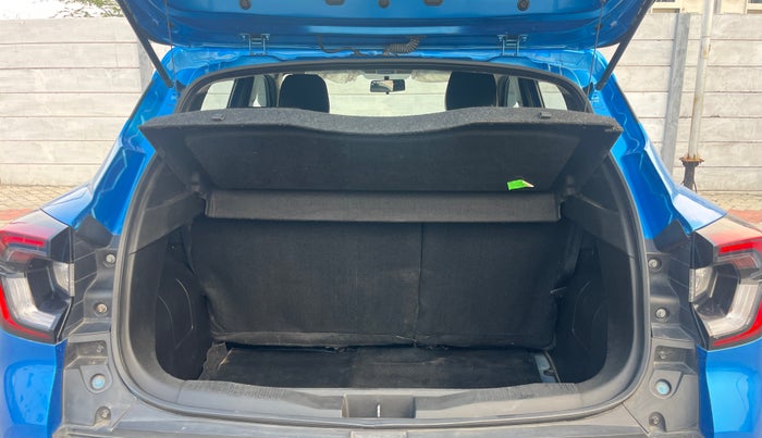 2021 Renault Kiger RXT MT, Petrol, Manual, 39,890 km, Boot Inside