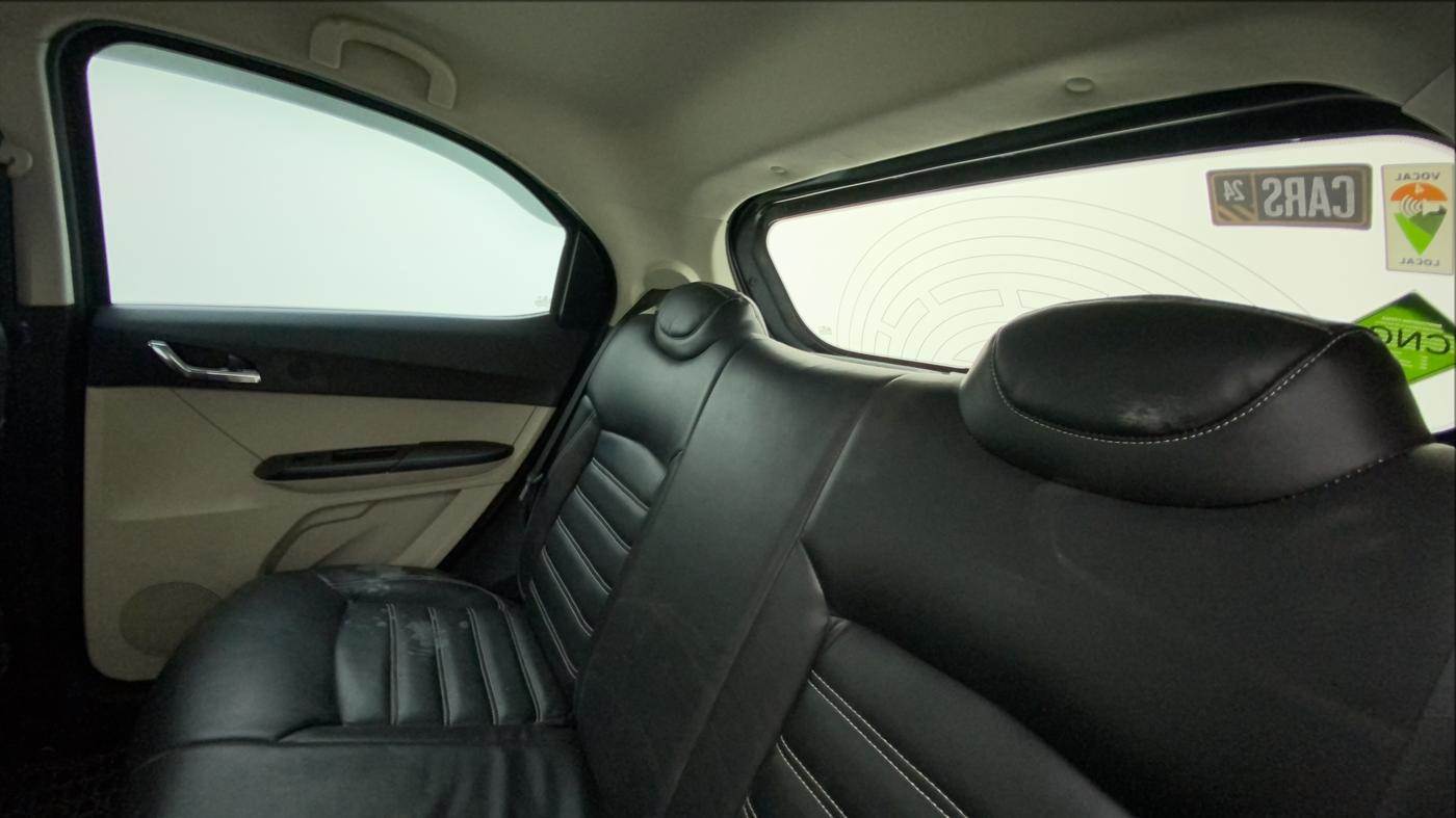 2022 Tata Tiago XZ PLUS CNG, CNG, Manual, 31,176 km, Right Side Rear Door Cabin