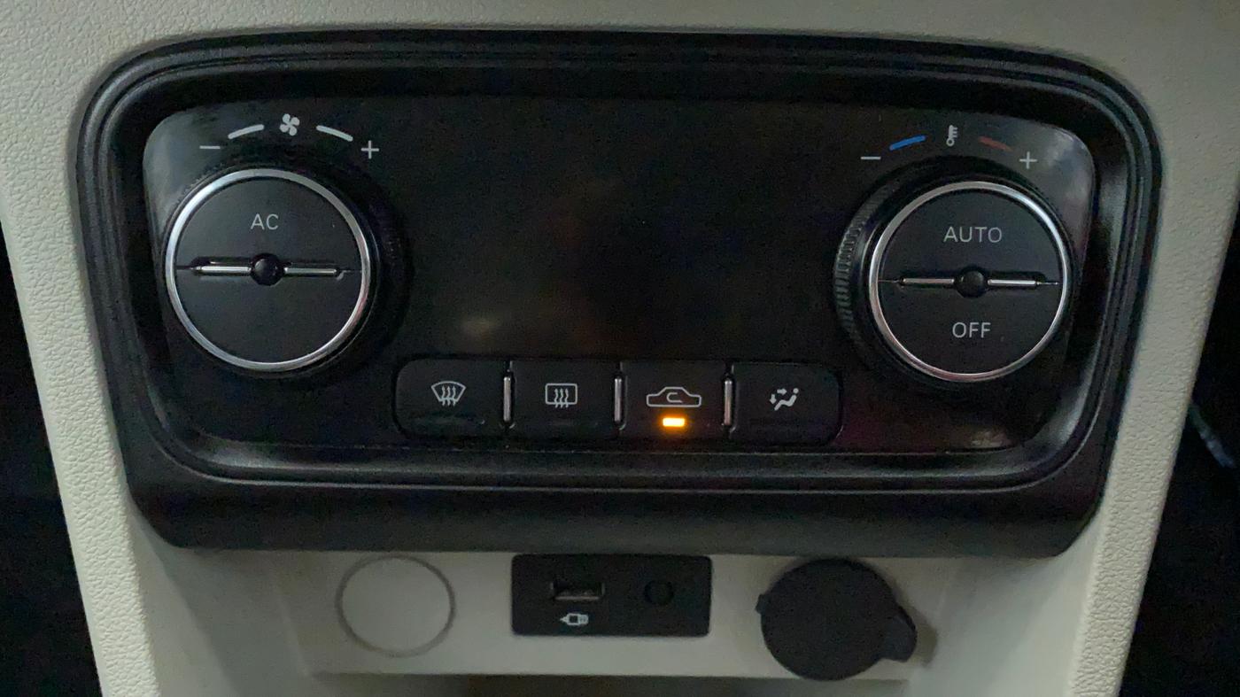 2022 Tata Tiago XZ PLUS CNG, CNG, Manual, 31,176 km, Automatic Climate Control