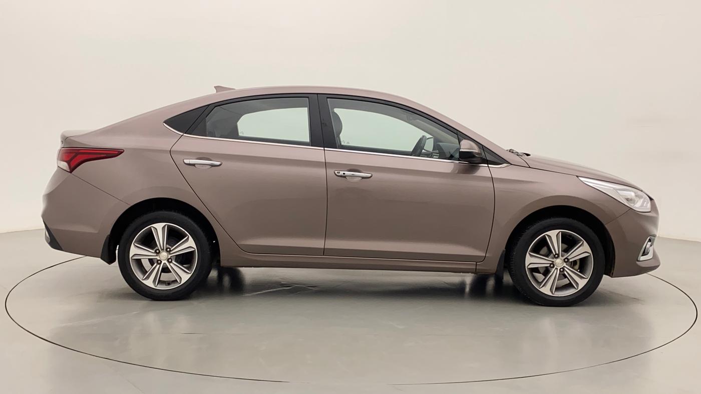 2017 Hyundai Verna 1.6 VTVT SX (O) AT, Petrol, Automatic, 29,735 km, Right Side View
