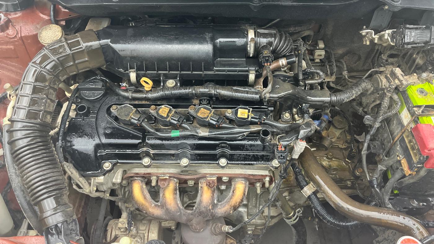 2017 Maruti Dzire VXI, Petrol, Manual, 77,355 km, Engine View