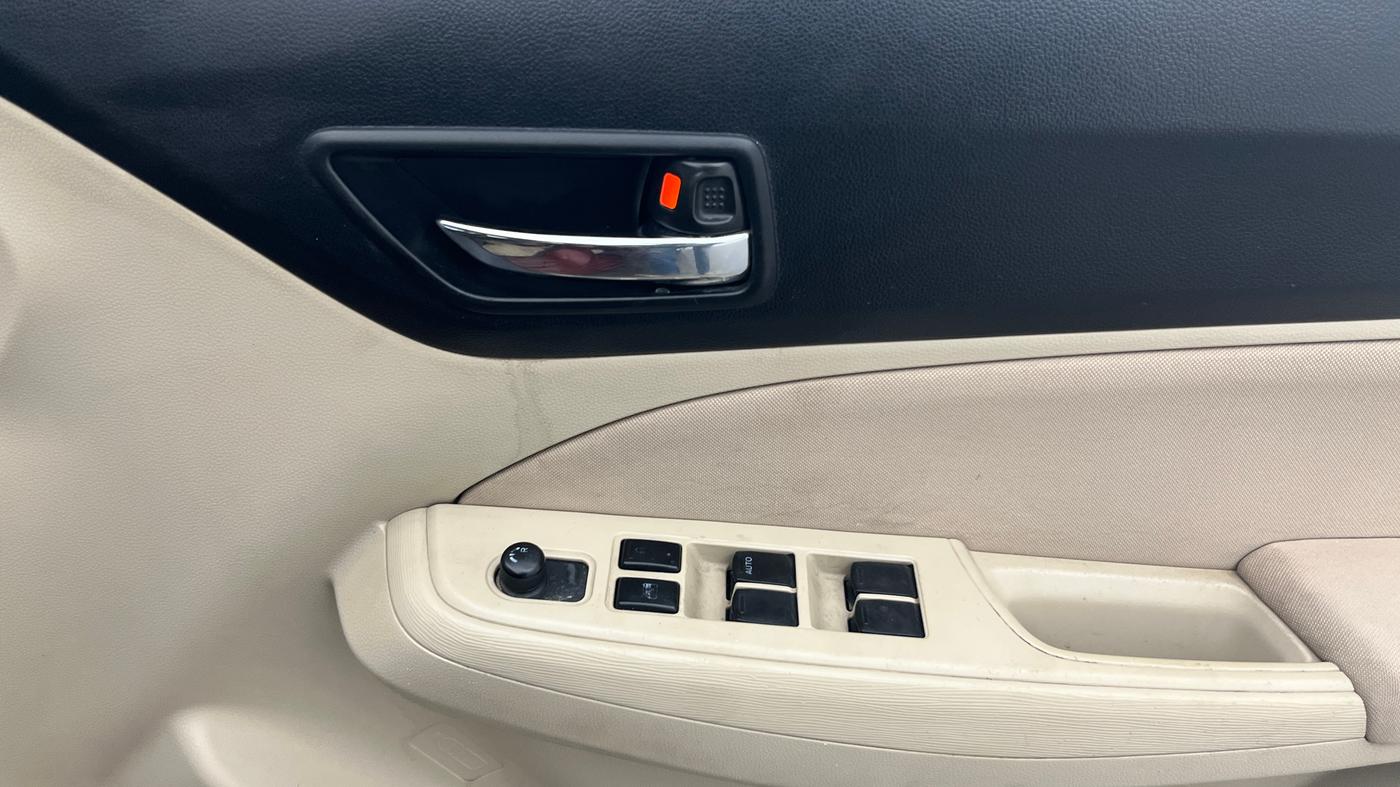 2017 Maruti Dzire VXI, Petrol, Manual, 77,355 km, Driver Side Door Panels Control