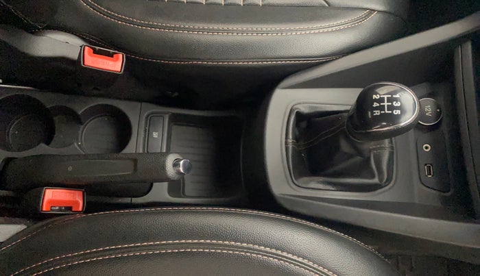 2021 Ford FREESTYLE TITANIUM 1.2 PETROL, Petrol, Manual, 21,759 km, Gear Lever