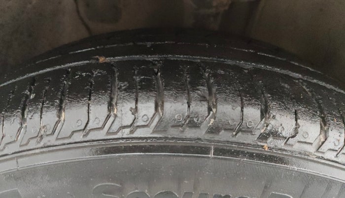 2022 Hyundai NEW I20 SPORTZ 1.2 MT, Petrol, Manual, 46,902 km, Left Front Tyre Tread