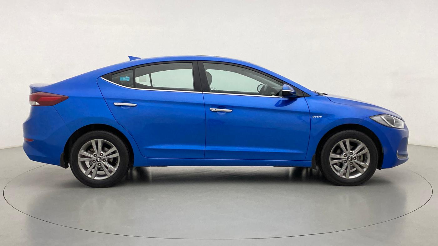 2017 Hyundai New Elantra 2.0 SX AT PETROL, Petrol, Automatic, 54,736 km, Right Side View