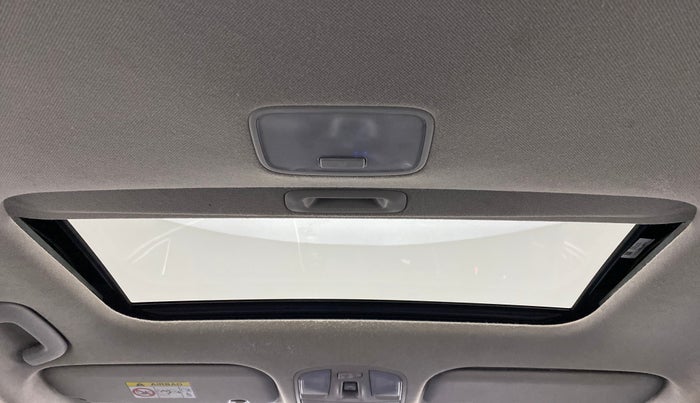 2017 Hyundai New Elantra 2.0 SX AT PETROL, Petrol, Automatic, 54,736 km, Moonroof/ Sunroof