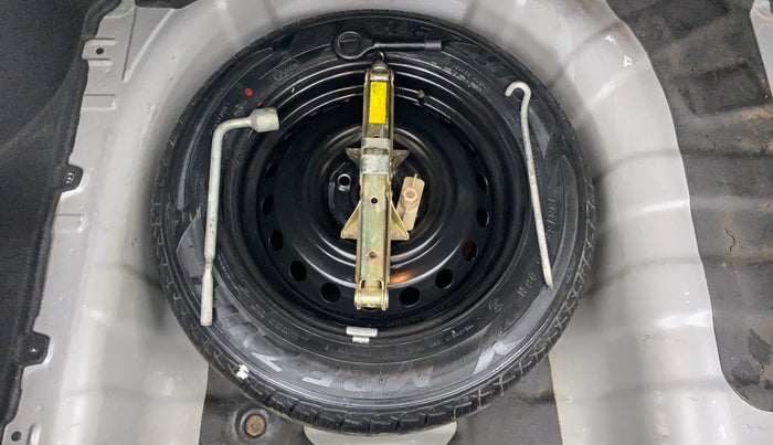 2015 Hyundai Verna FLUIDIC 1.6 VTVT S, Petrol, Manual, 42,111 km, Spare Tyre