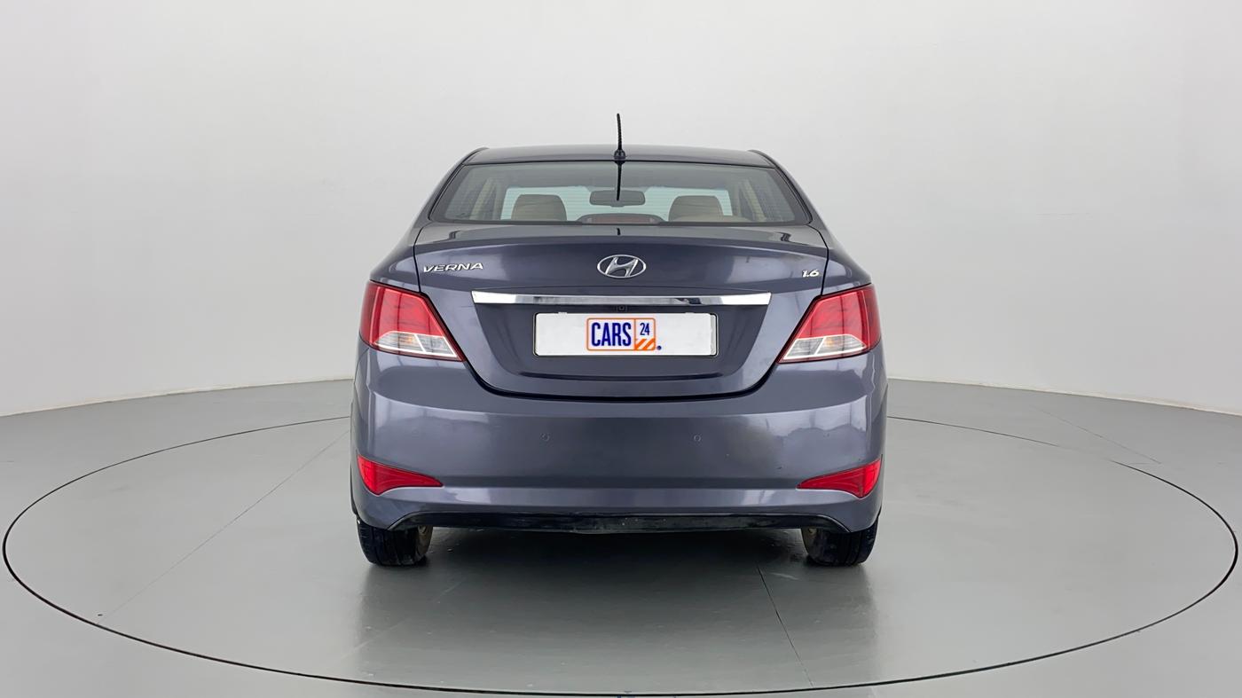 2015 Hyundai Verna FLUIDIC 1.6 VTVT S, Petrol, Manual, 42,111 km, Back/Rear