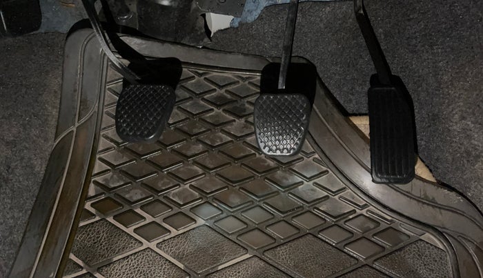 2016 Honda Amaze 1.2L I-VTEC S, Petrol, Manual, 48,655 km, Pedals