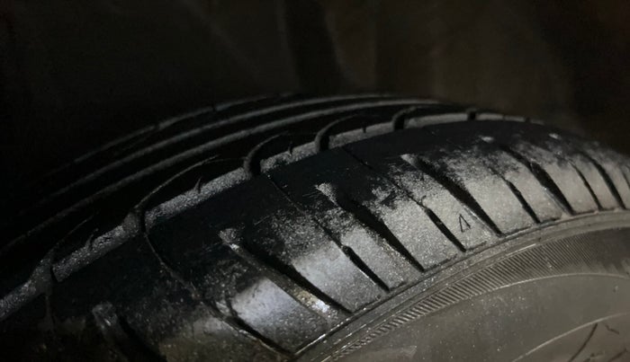 2016 Honda Amaze 1.2L I-VTEC S, Petrol, Manual, 48,655 km, Right Rear Tyre Tread