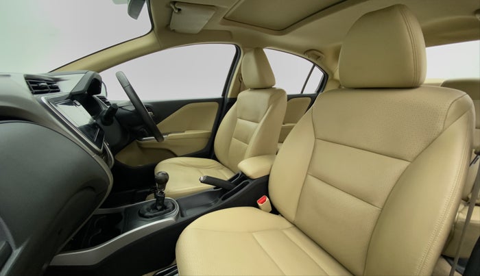 2017 Honda City VX MT PETROL, Petrol, Manual, 36,487 km, Right Side Front Door Cabin