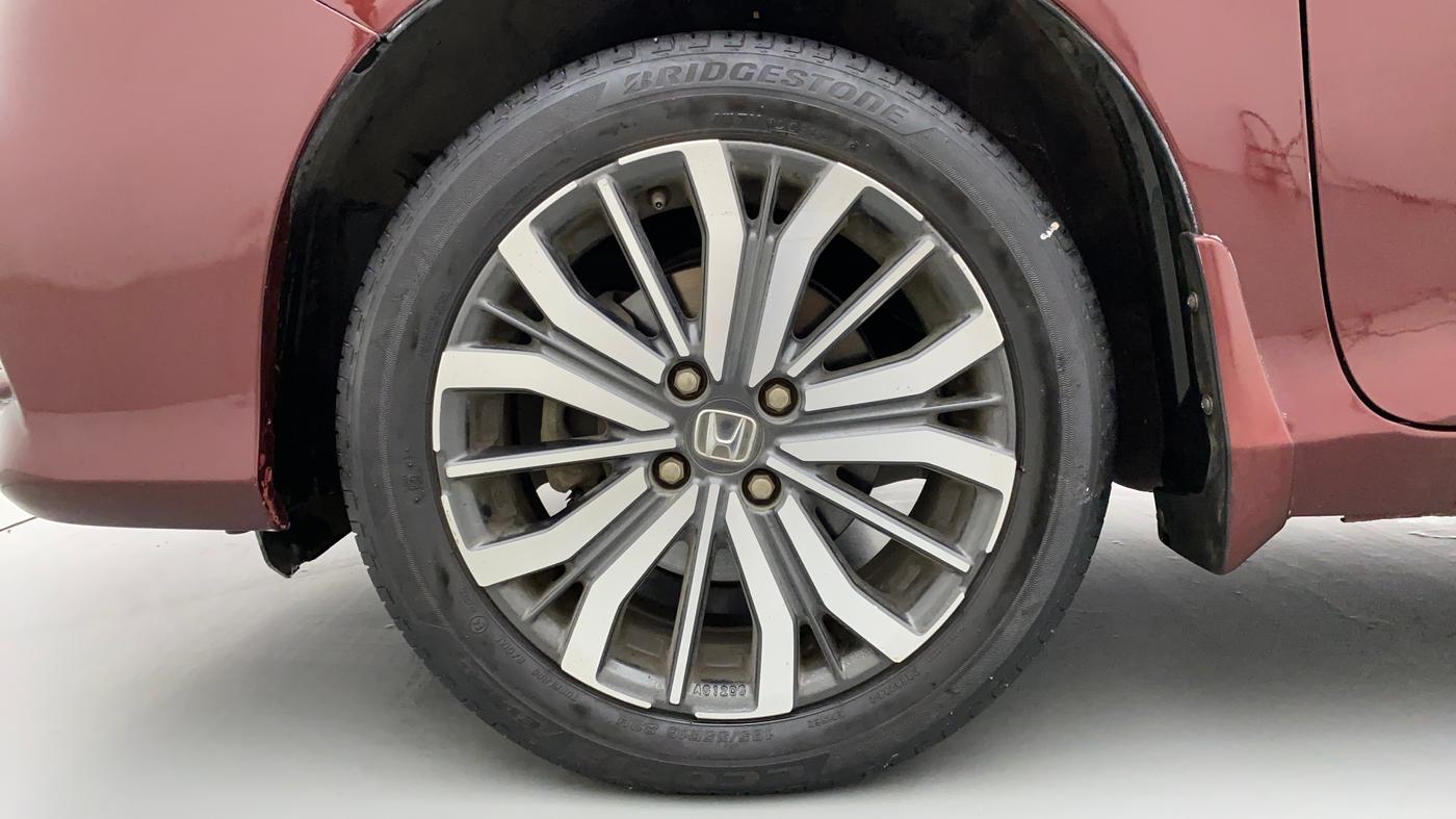 2017 Honda City VX MT PETROL, Petrol, Manual, 36,487 km, Right Front Wheel