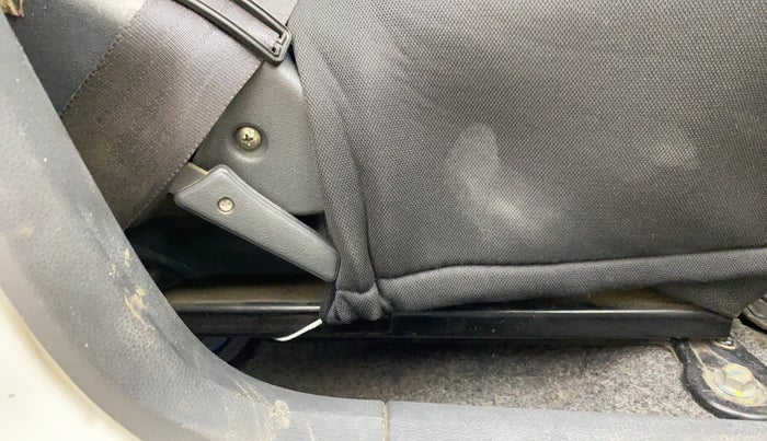 2016 Maruti Alto 800 LXI, Petrol, Manual, 53,869 km, Driver Side Adjustment Panel