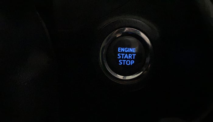 2017 Toyota Innova Crysta 2.7 ZX AT 7 STR, Petrol, Automatic, 61,710 km, Keyless Start/ Stop Button