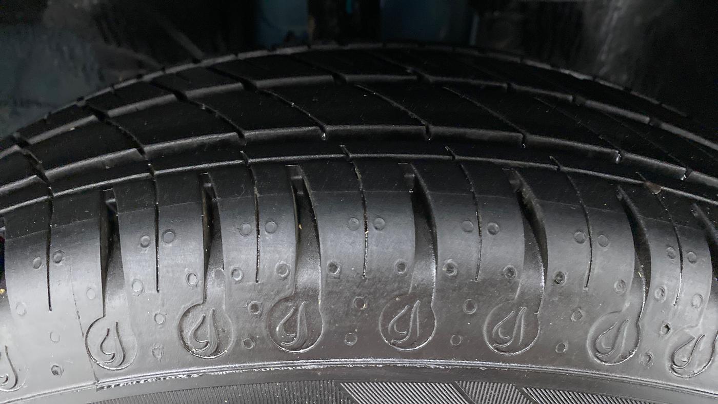 2022 Renault Kwid 1.0 CLIMBER OPT, Petrol, Manual, 1,843 km, Right Front Tyre Tread