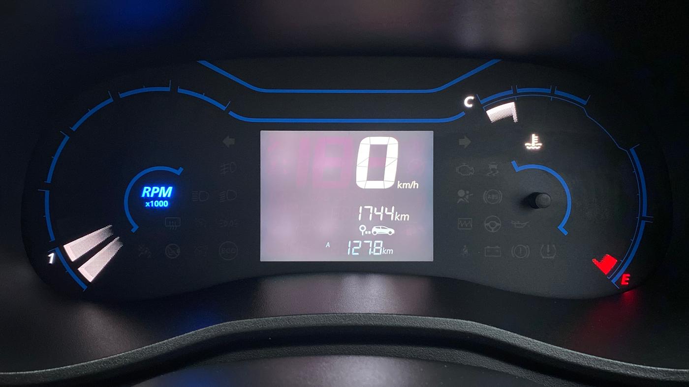 2022 Renault Kwid 1.0 CLIMBER OPT, Petrol, Manual, 1,843 km, Odometer Image