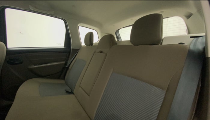 2019 Renault Duster 110 PS RXS 4X2 AMT DIESEL, Diesel, Automatic, 51,311 km, Right Side Rear Door Cabin