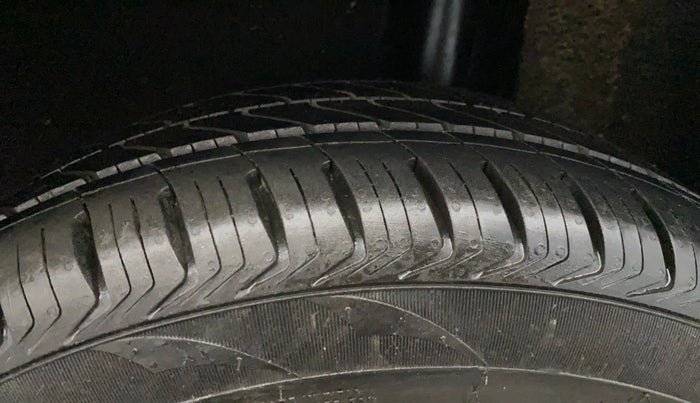 2021 Maruti Baleno ZETA PETROL 1.2, Petrol, Manual, 87,159 km, Left Rear Tyre Tread