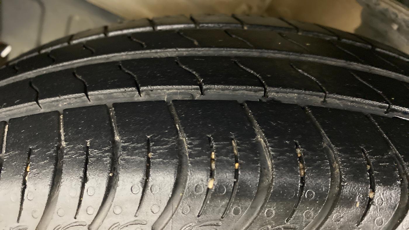2020 Maruti S PRESSO VXI PLUS, Petrol, Manual, 20,901 km, Left Front Tyre Tread
