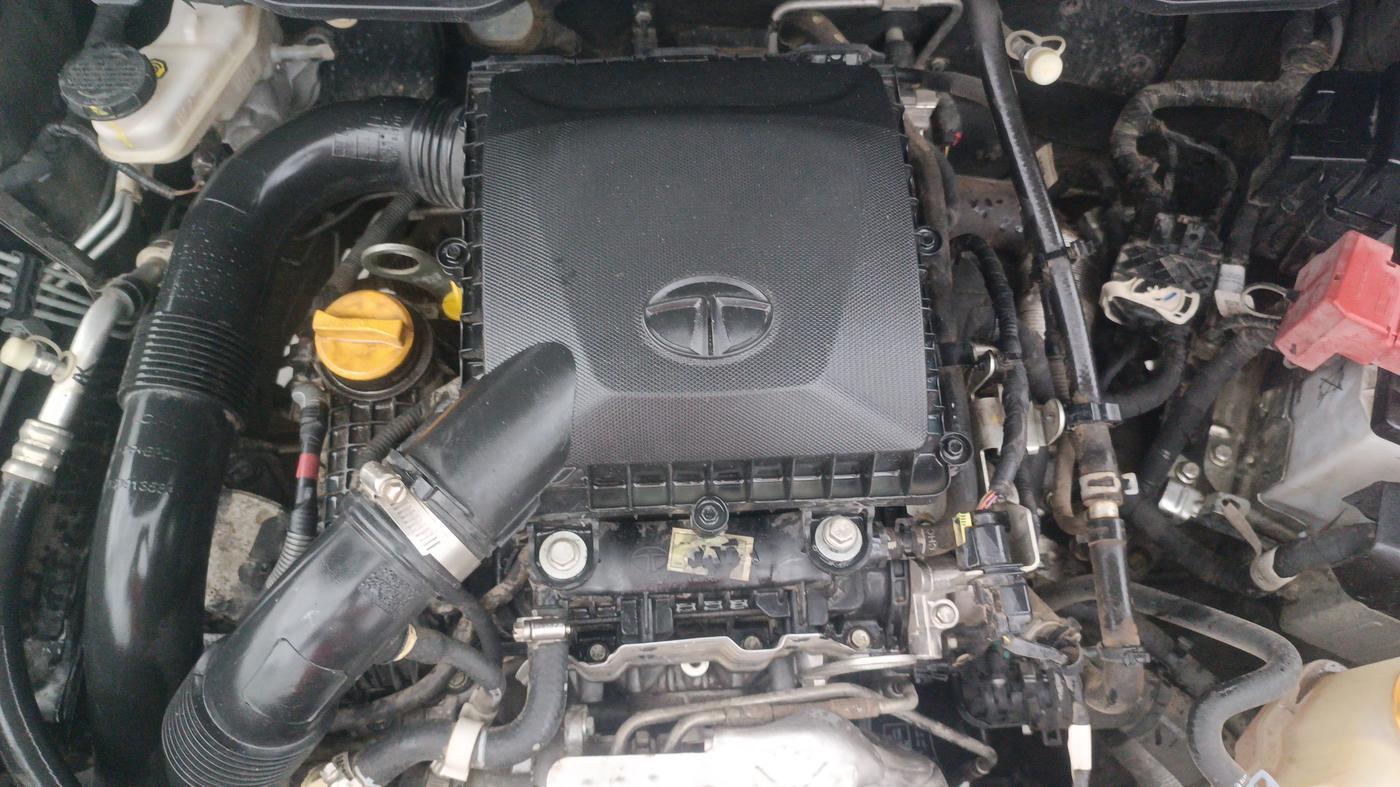 2023 Tata NEXON XZA PLUS LUX SUNROOF RED DARK PETROL, Petrol, Automatic, 29,740 km, Engine View