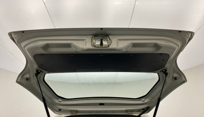 2010 Maruti Wagon R LXI, Petrol, Manual, 59,681 km, Boot Door Open