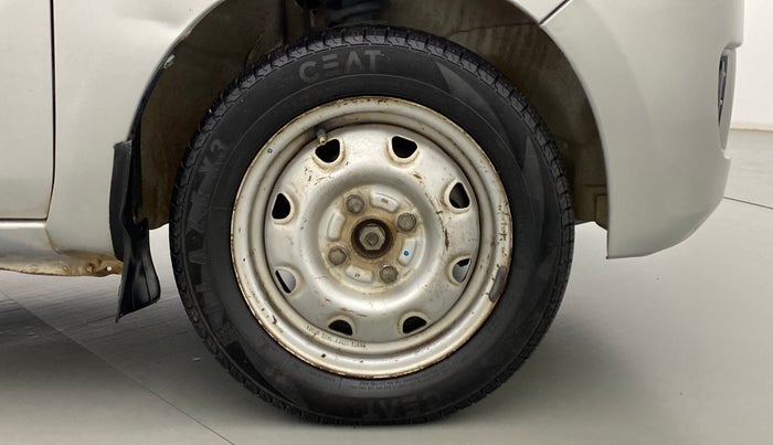 2010 Maruti Wagon R LXI, Petrol, Manual, 59,681 km, Right Front Wheel