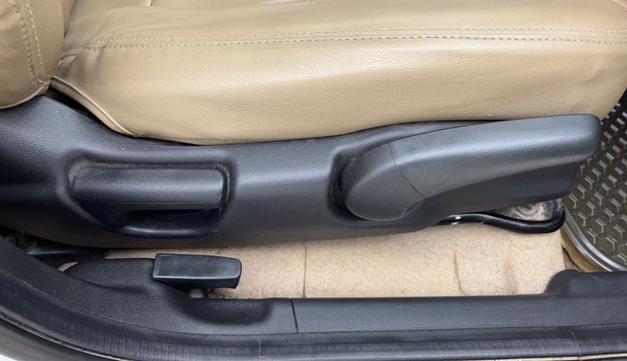 2017 Honda City 1.5L I-VTEC V MT, Petrol, Manual, 39,700 km, Driver Side Adjustment Panel