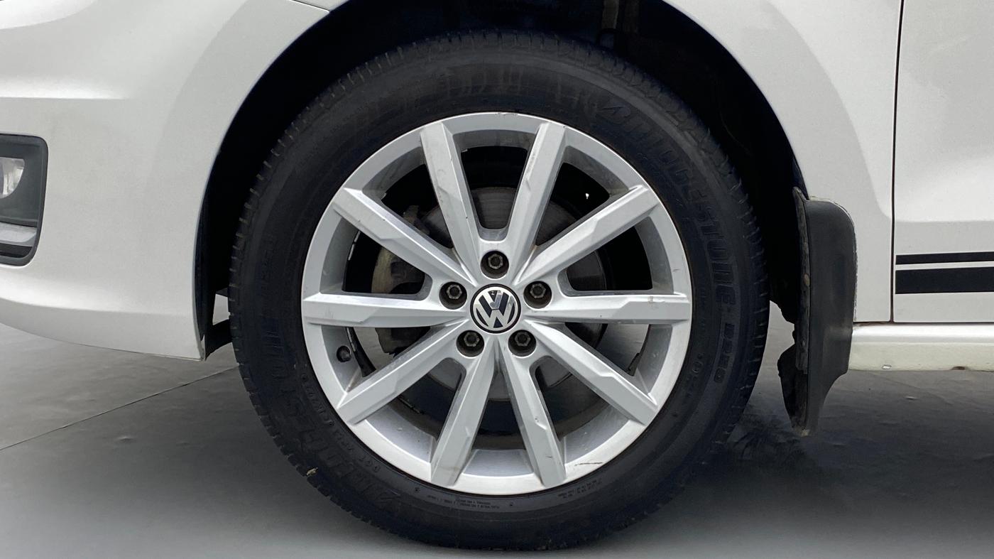 2018 Volkswagen Vento HIGHLINE PLUS TDI AT, Diesel, Automatic, 78,629 km, Left Front Wheel