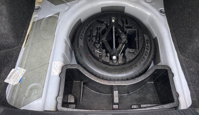 2018 Volkswagen Vento HIGHLINE PLUS TDI AT, Diesel, Automatic, 78,629 km, Spare Tyre